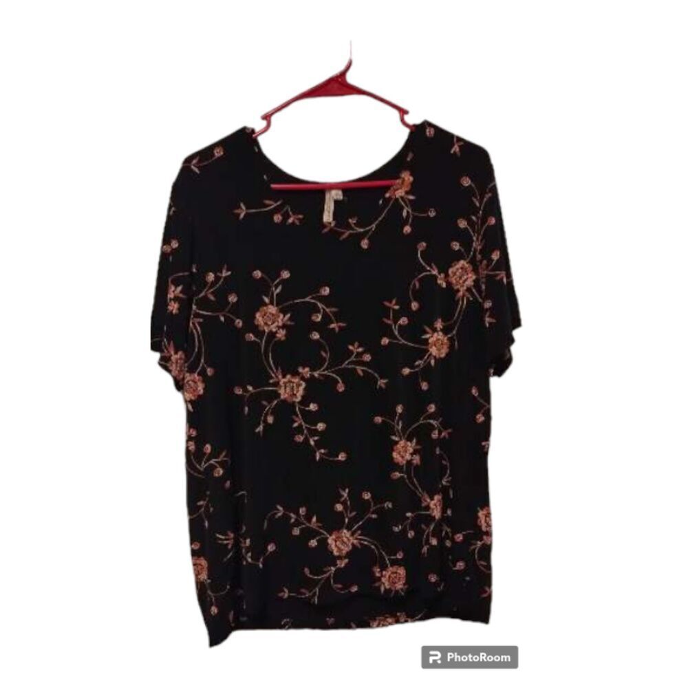 Susan Lawrence black and floral swirl print crew neck blouse